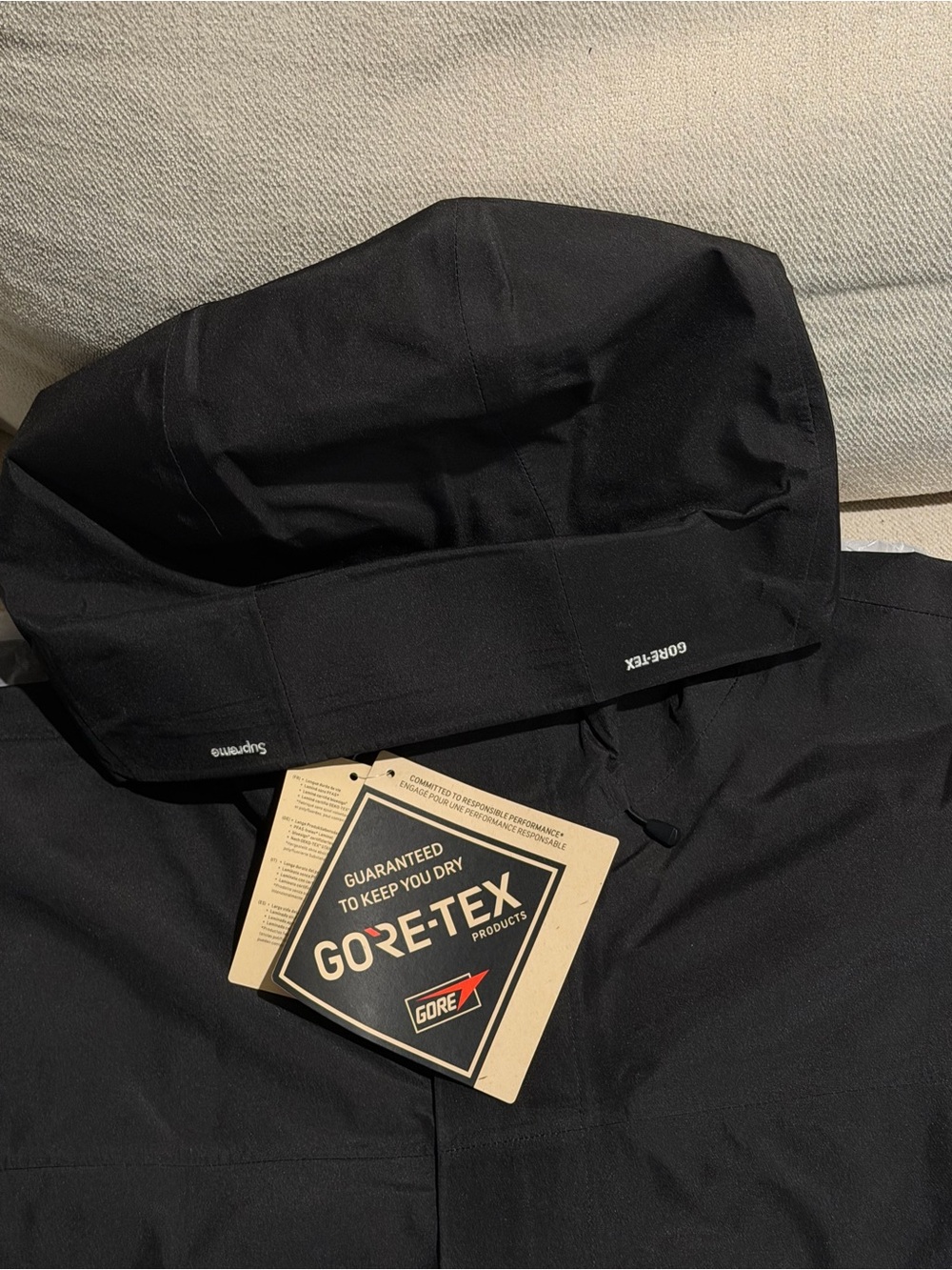 Supreme Gore-Tex Ghostface Shell Jacket Scream Size XL - Picture 8 of 12